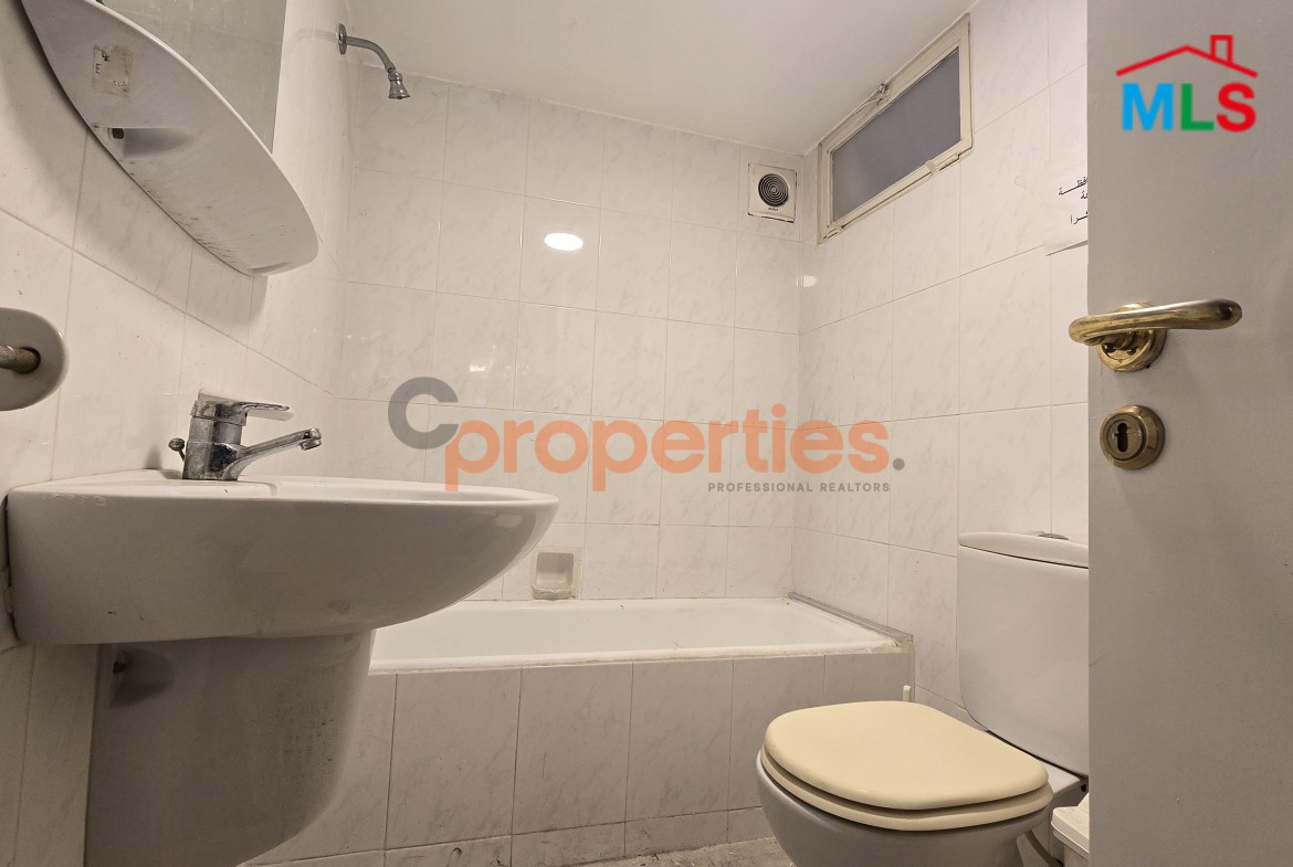 Office For Rent In Badaro - CPJA49