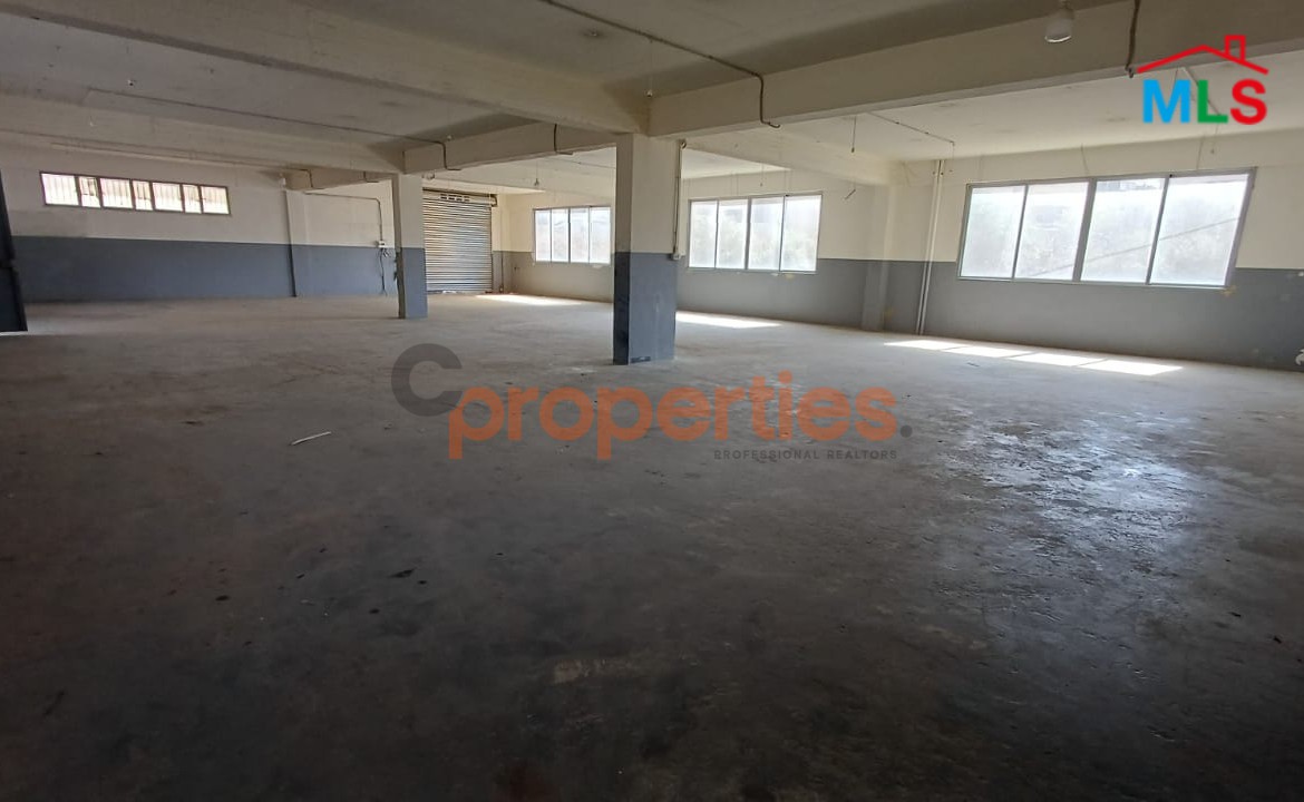 Industrial Floor For Rent in Jisr El Bacha - CPBWW86