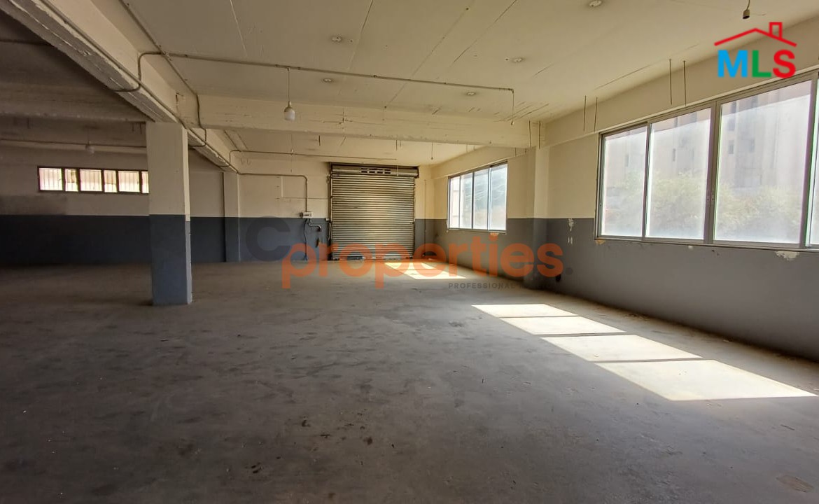 Industrial Floor For Rent in Jisr El Bacha - CPBWW86