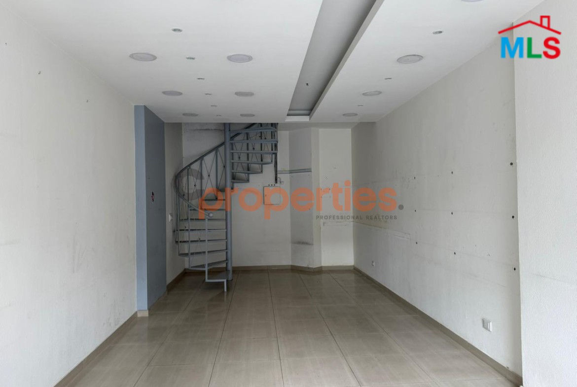 Shop for Rent in Commercial Location in Zalka - CPFY114
