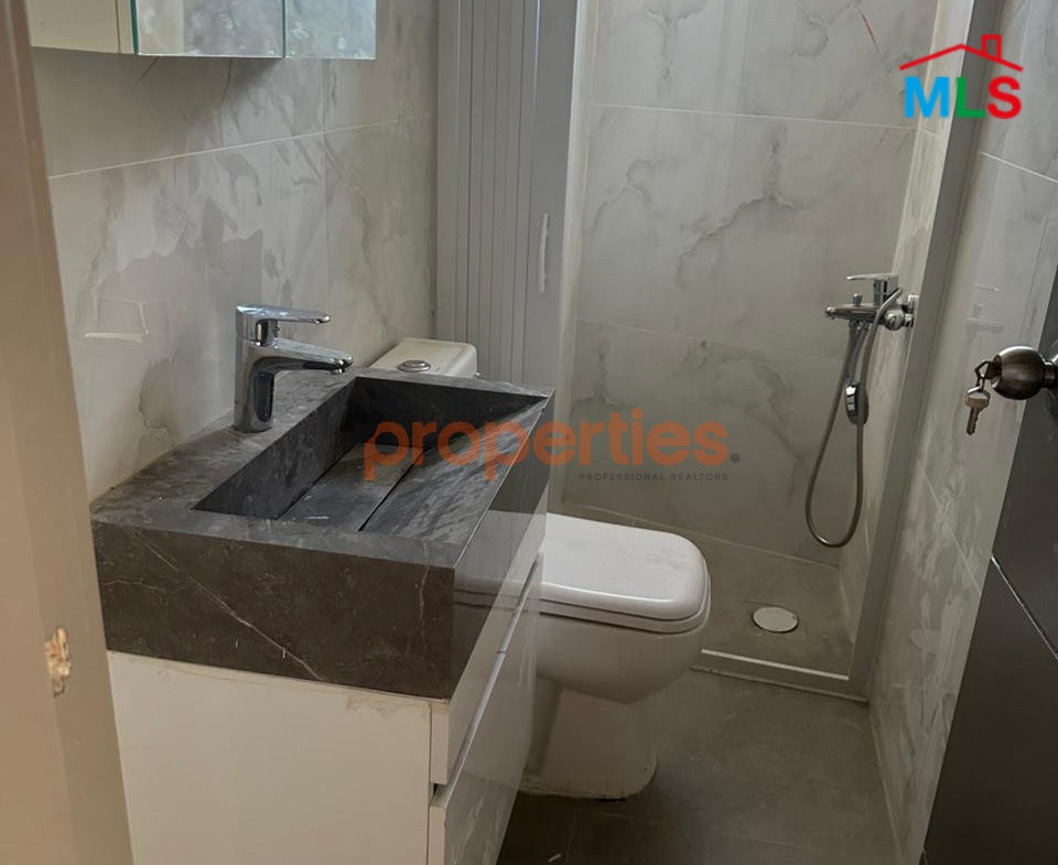 Office for rent in Jounieh - CPKTC08