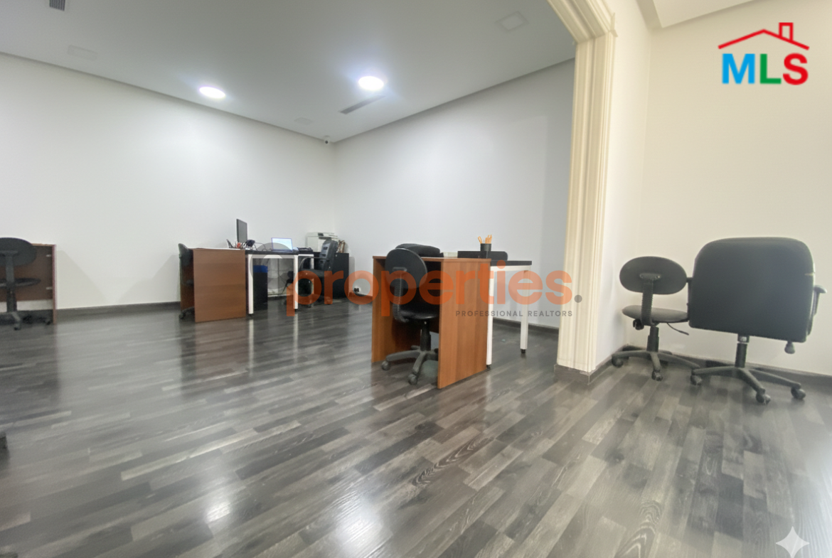 Spacious Office for Rent in Prime Zalka - CPFY110