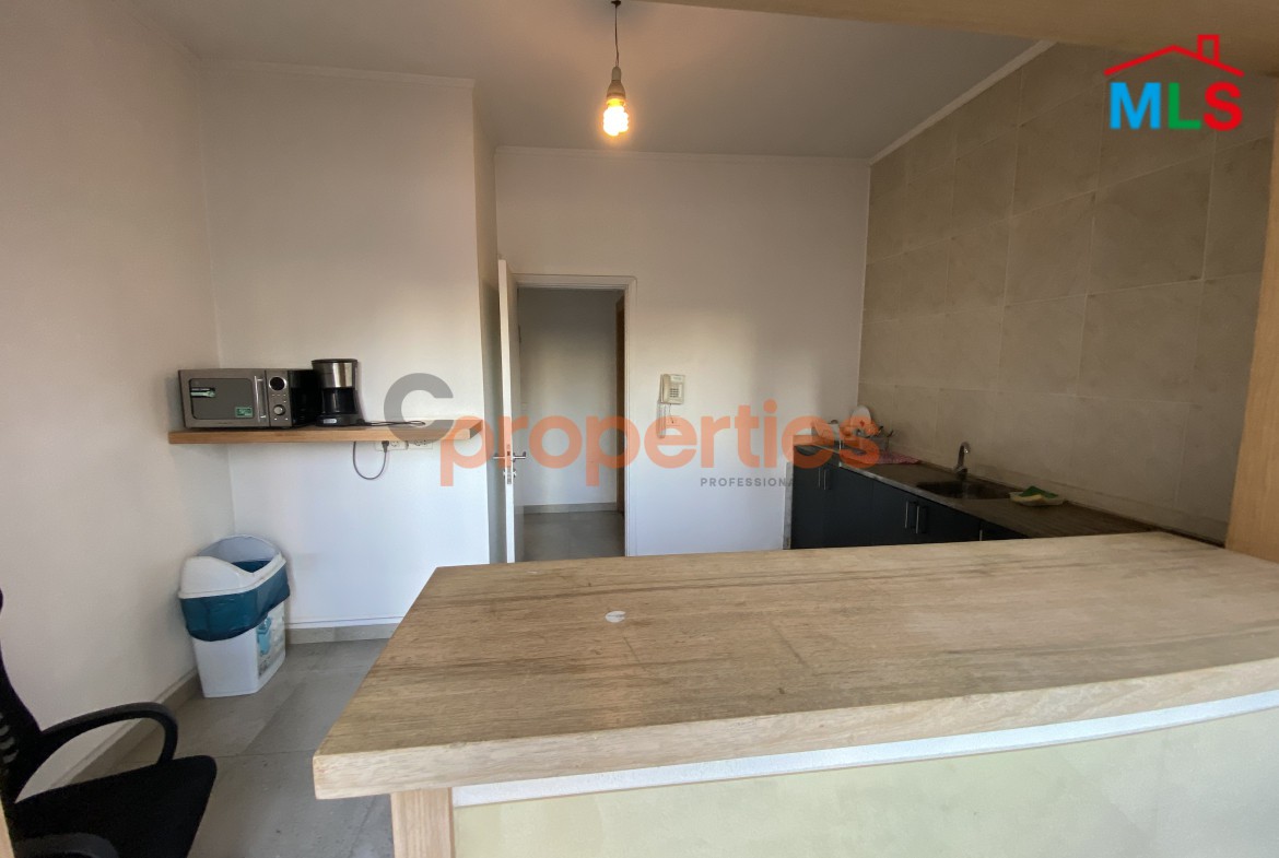 Prime Office for Rent in Zalka - CPFY107