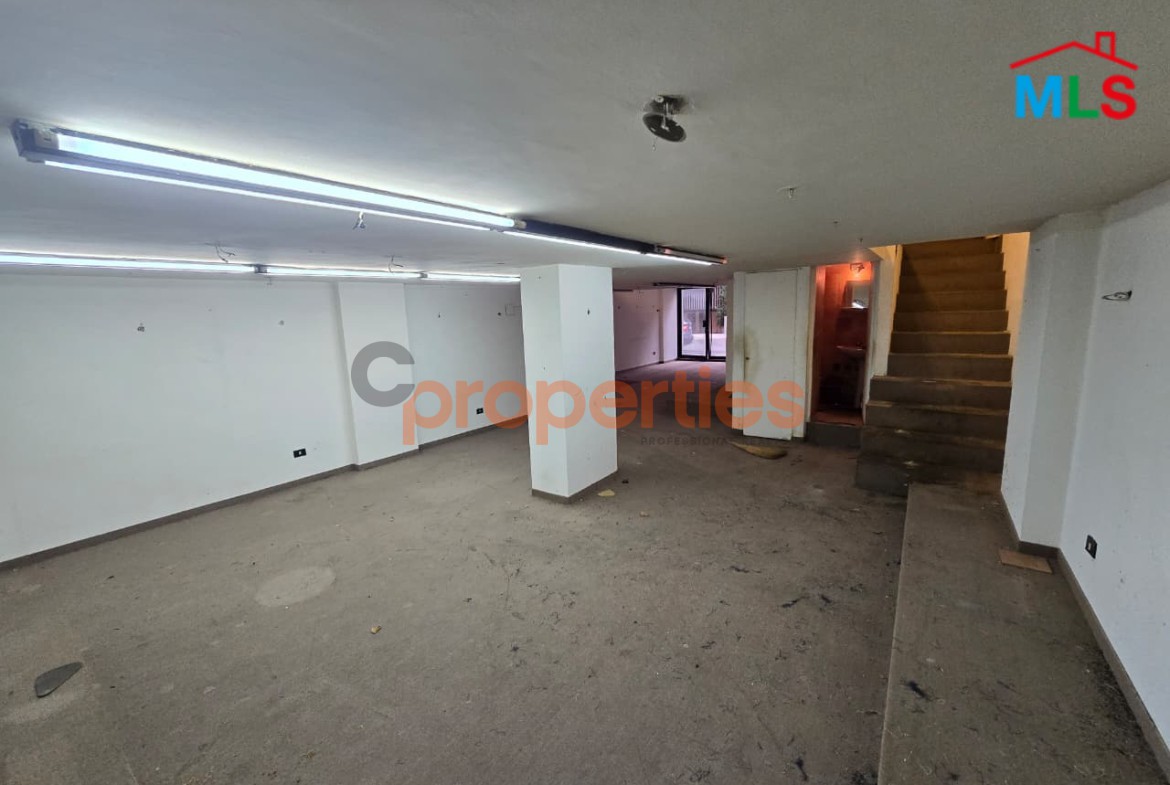 Shop For Rent In Furn El Chebbak - CPJA56