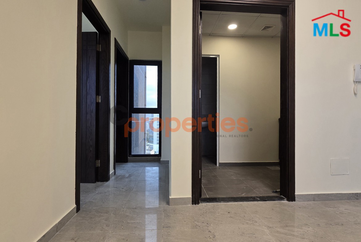 Office For Rent In Adlieh - CPJA43