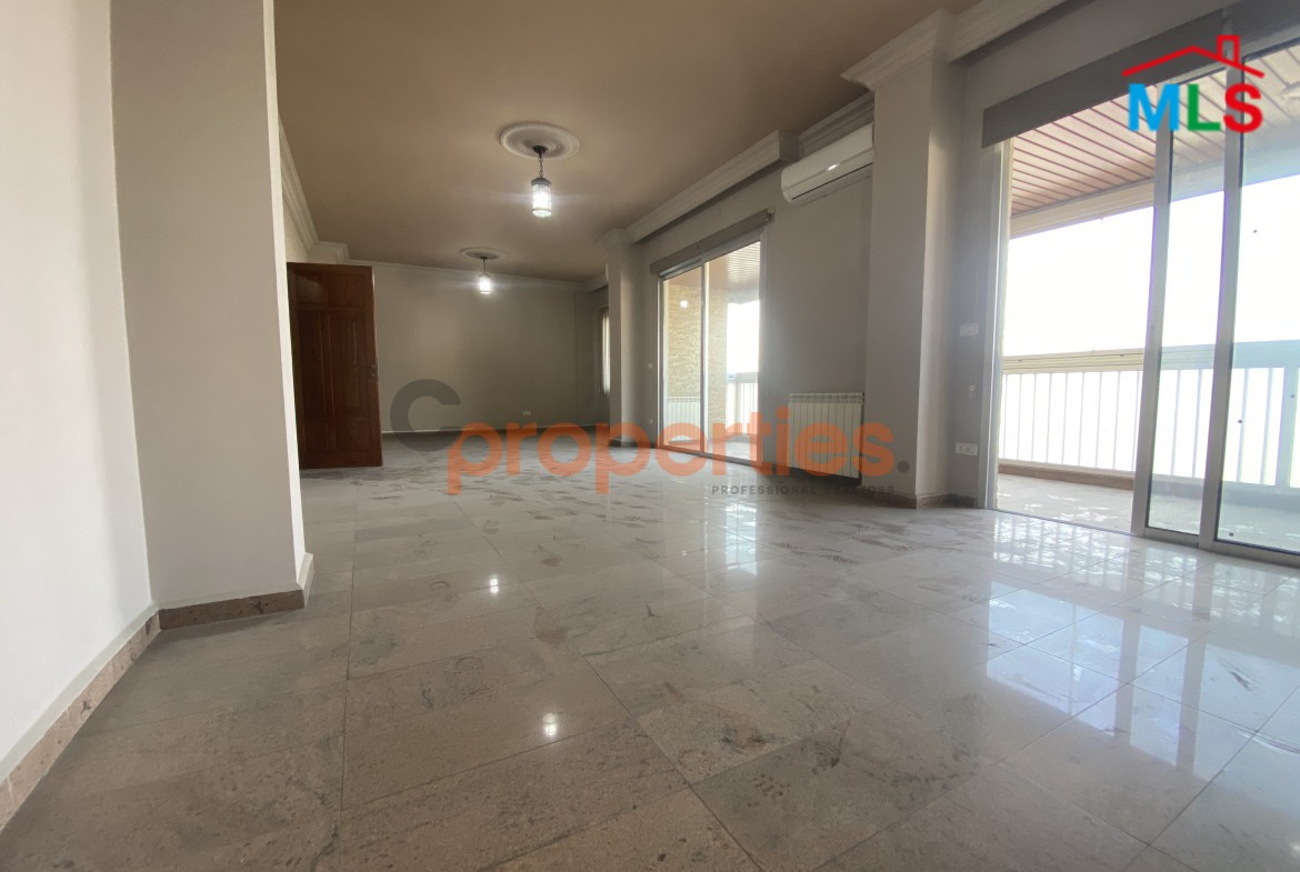 Highway Office Apartment for Long-Term Rent - Zalka CPFY102