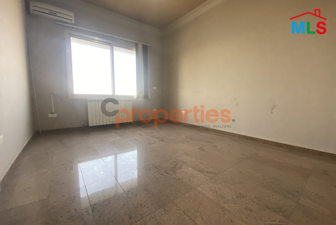 Highway Office Apartment for Long-Term Rent - Zalka CPFY102