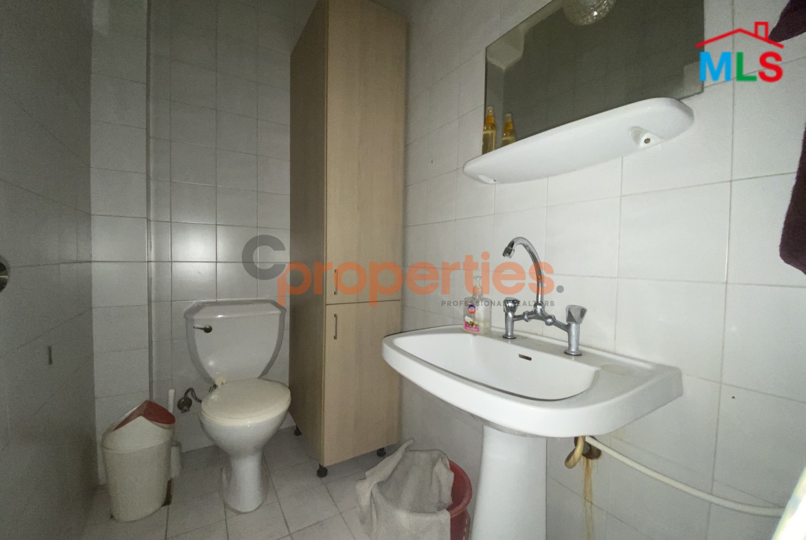 Office for Rent in Prime Zalka Commercial Center - CPFY97