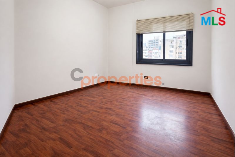 Office for Rent in Jdeideh - CPSM417