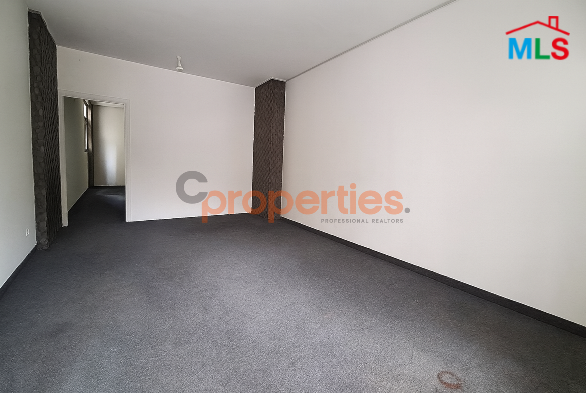 Shop for rent in Kfarshima Baabda-CPAK29