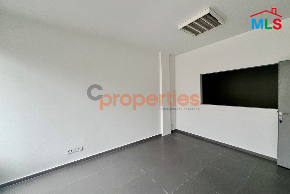 Office For Rent in Dekwaneh Prime | CPCC87