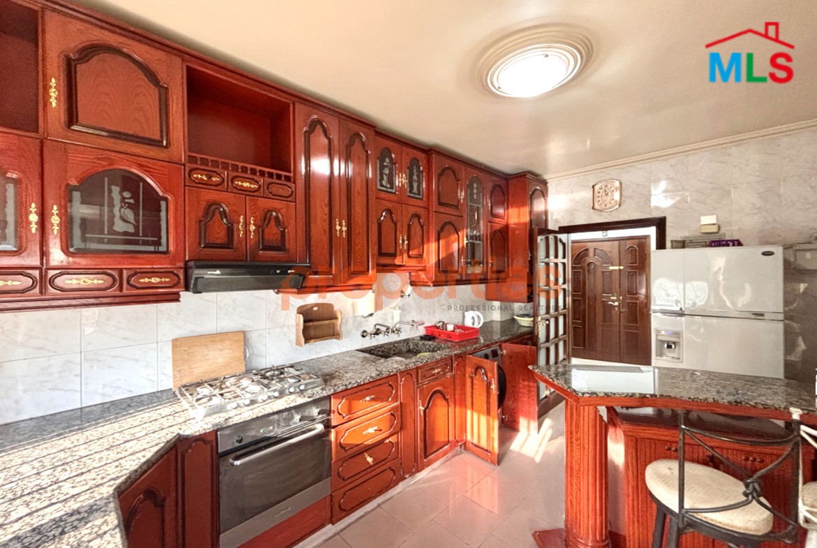 Apartment for rent in Broummana - CPSK55
