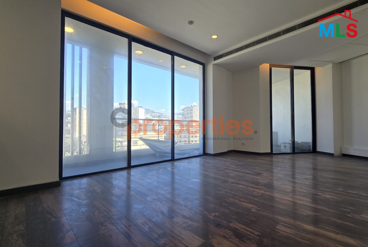 Office For Rent In Furn El Chebbak - CPJA25