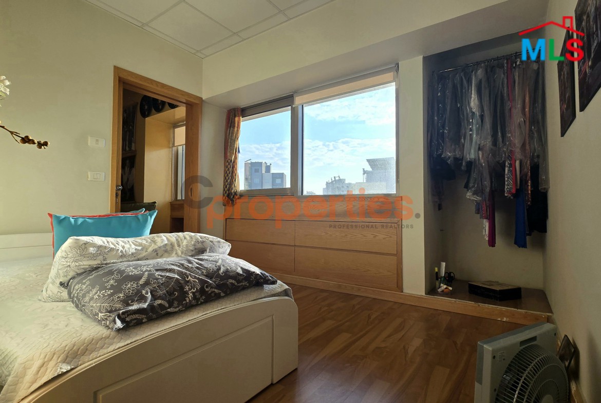 Office For Rent In Furn El Chebbak - CPJA15