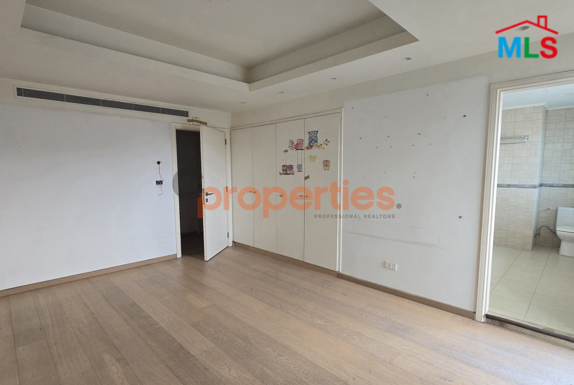 Apartment For Rent In Furn El Chebbak - CPJA14