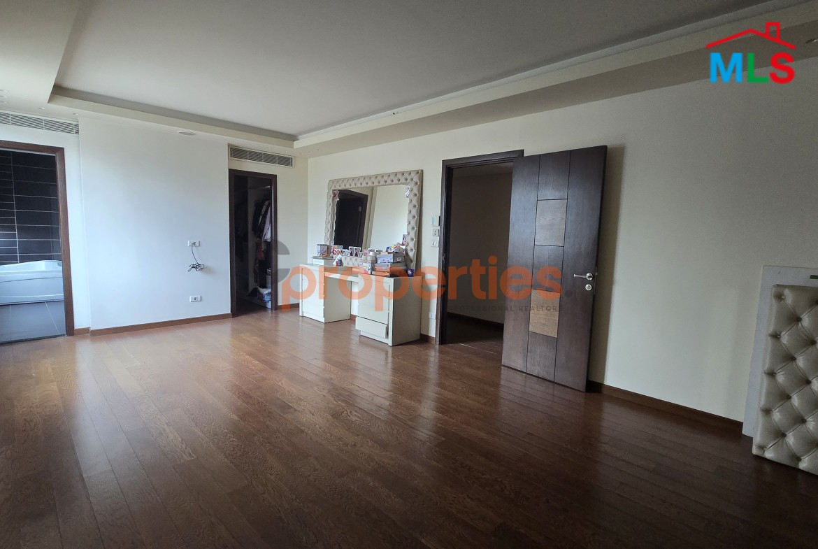 Apartment For Rent In Furn El Chebbak - CPJA13
