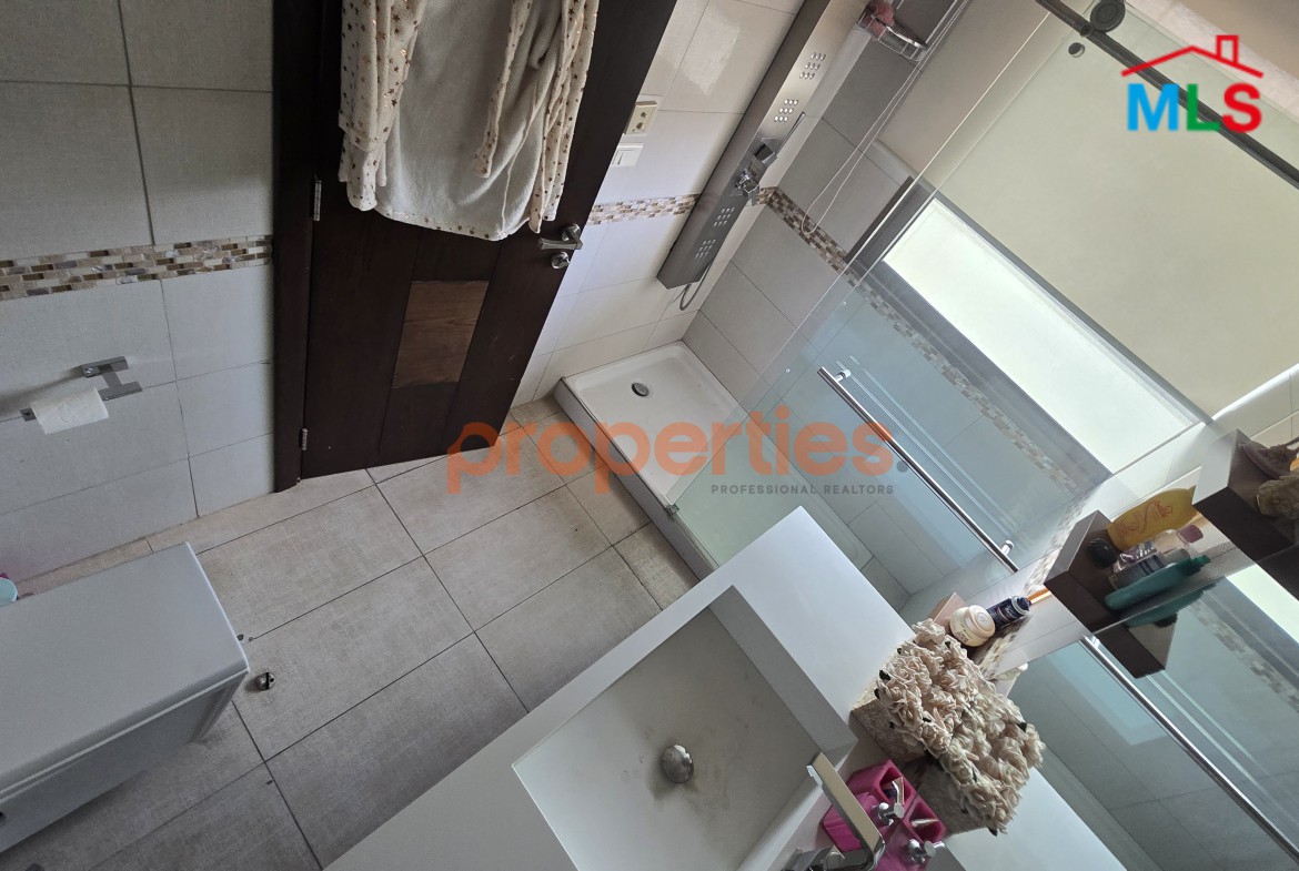Apartment For Rent In Furn El Chebbak - CPJA13