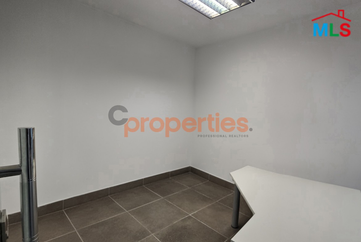 Office For Rent In Furn El Chebbak - CPJA12