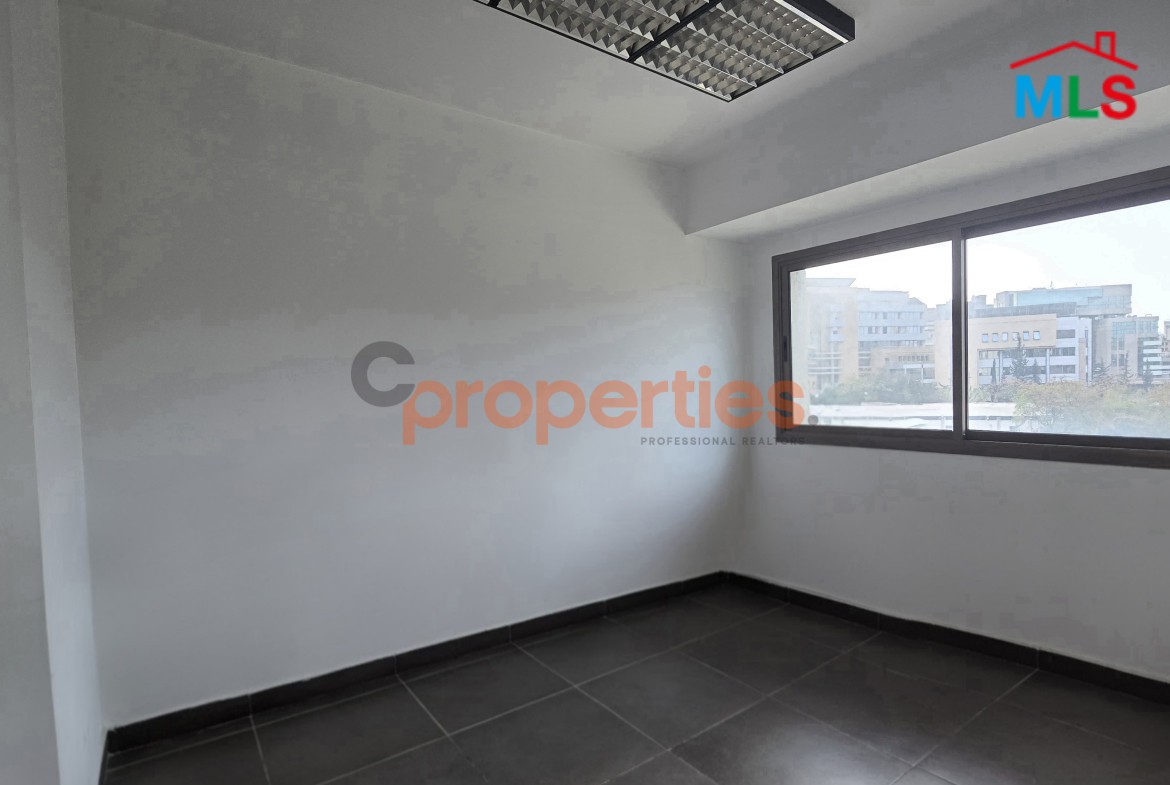 Office For Rent In Furn El Chebbak - CPJA12