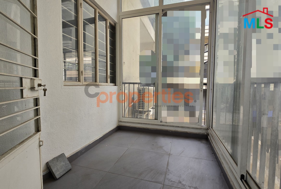 Office For Rent In Furn El Chebbak - CPJA07