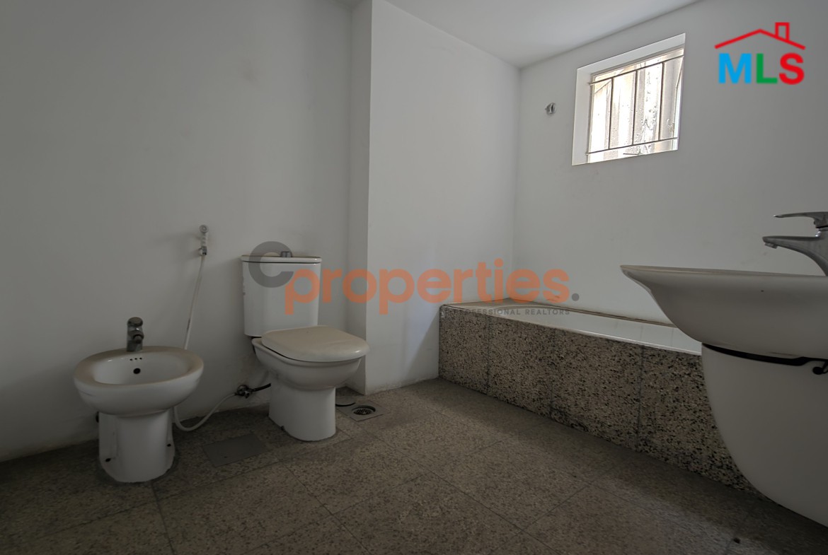 Office For Rent In Furn El Chebbak - CPJA07
