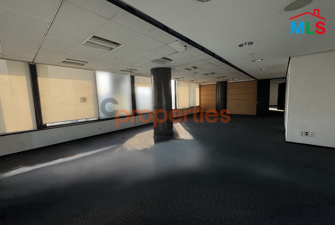 Prime Office for Rent in Furn El Chebbak - CPGA114