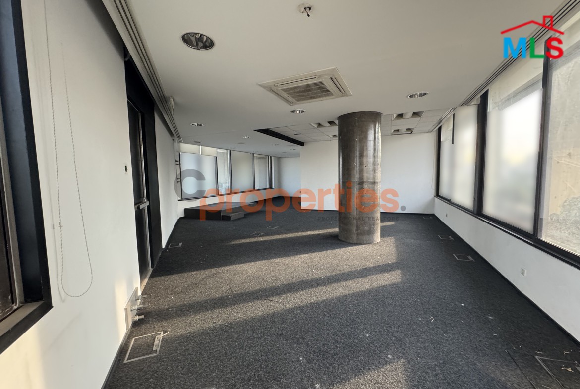 Prime Office for Rent in Furn El Chebbak - CPGA114