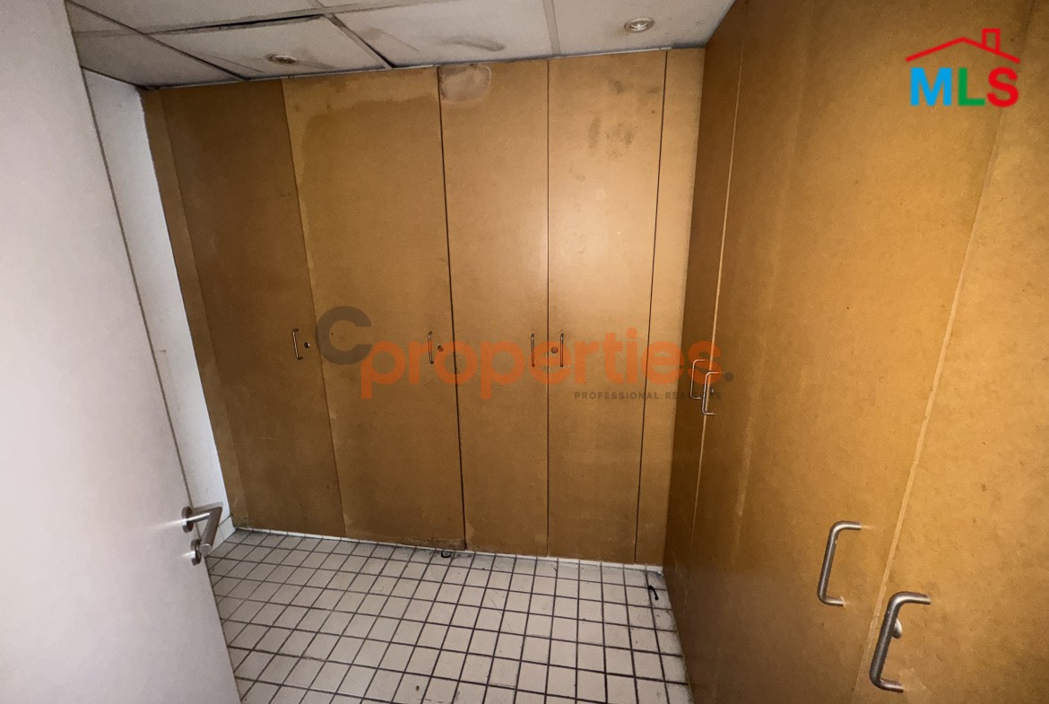 Prime Open Space Office for Rent in Furn El Chebbak - CPGA115