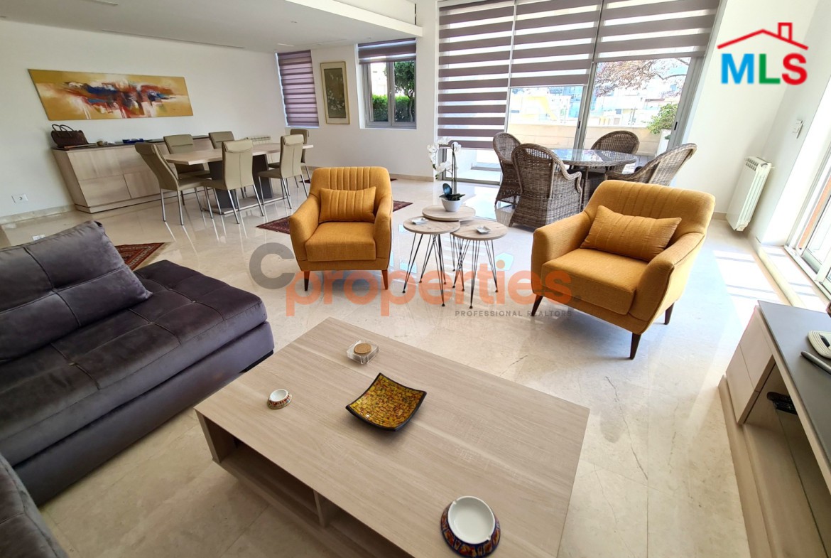 Apartment For Rent In Achrafieh - CPBWW67