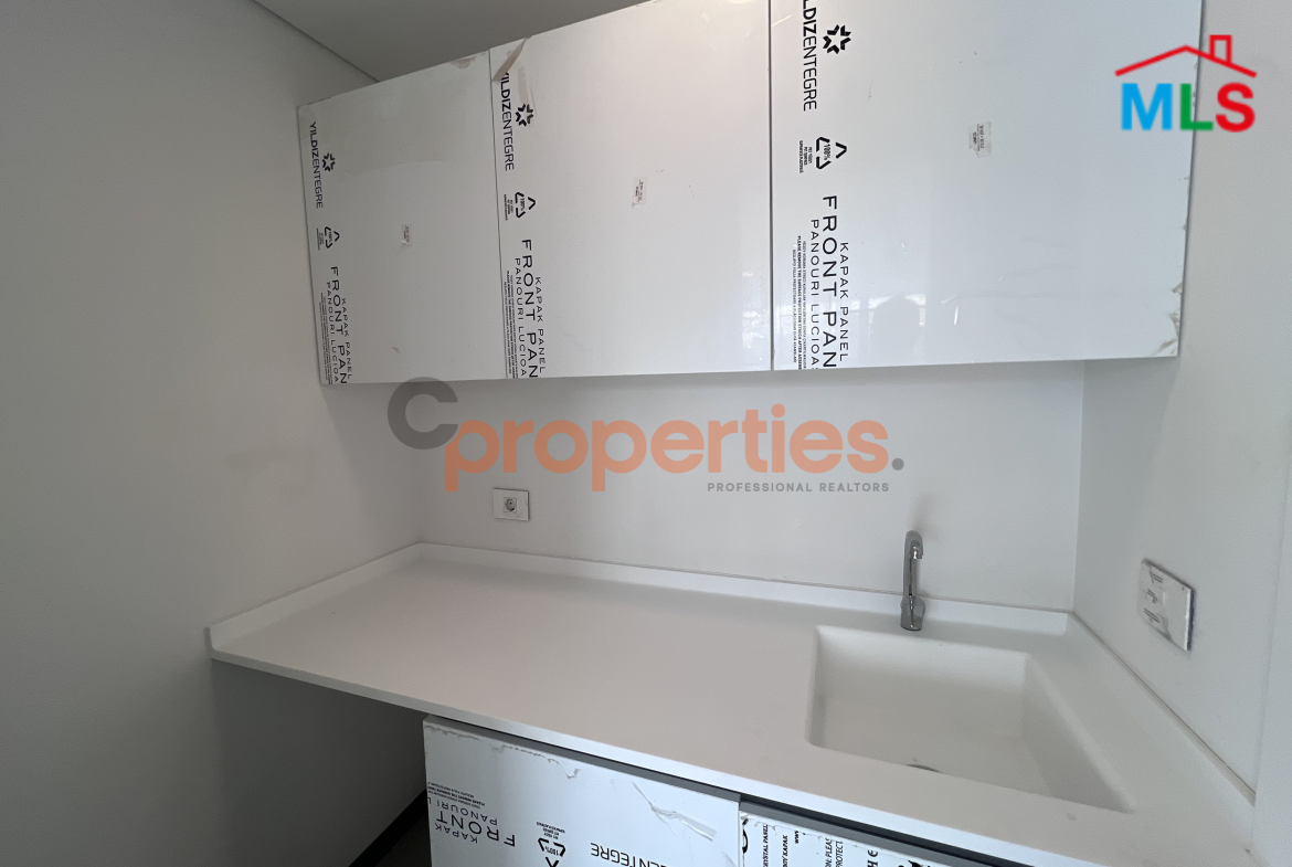 Spacious & Prime Located Office For Rent in Dekwaneh | CPCC49