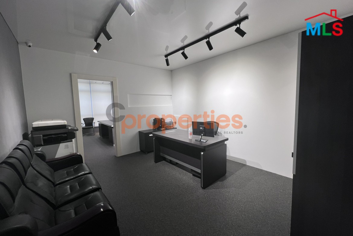 High-End Decorated & Furnished Office in Dekwaneh | CPCC44