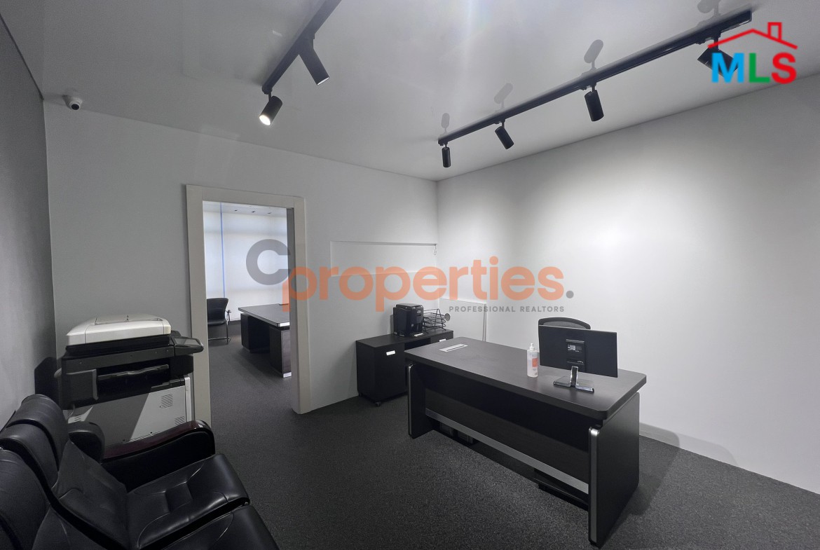 High-End Decorated & Furnished Office in Dekwaneh | CPCC44