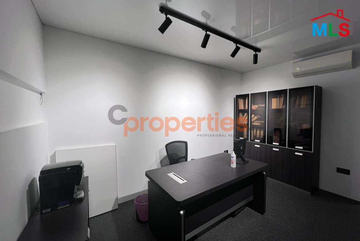 High-End Decorated & Furnished Office in Dekwaneh | CPCC44