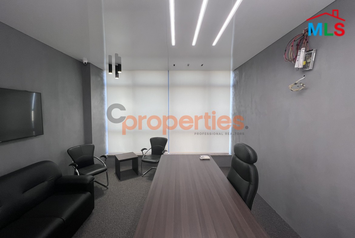 High-End Decorated & Furnished Office in Dekwaneh | CPCC44