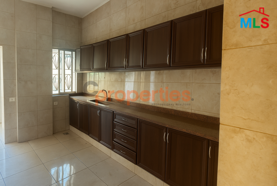 Office For Rent with Main Road Access in Dekwaneh | CPCC42