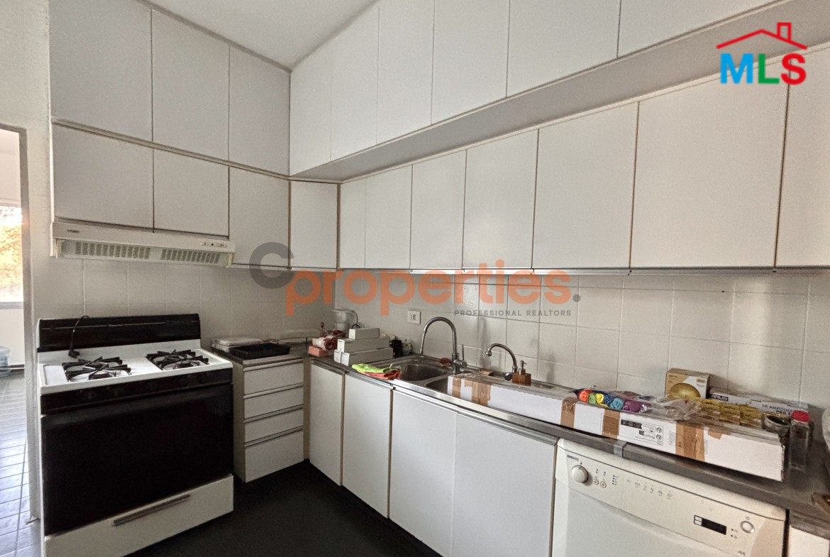 Apartment For Rent In Beit Mery | شقة للإيجار في بيت مري | CPCC188