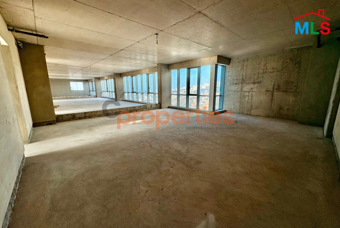 Spacious Offices For Rent In Louaize - CPFY159