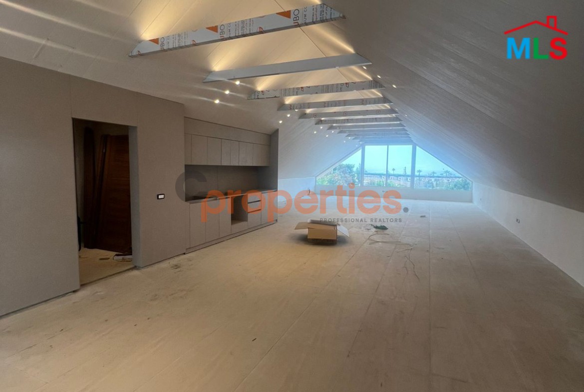 Roof For Rent In Okaibe - CPJGK14