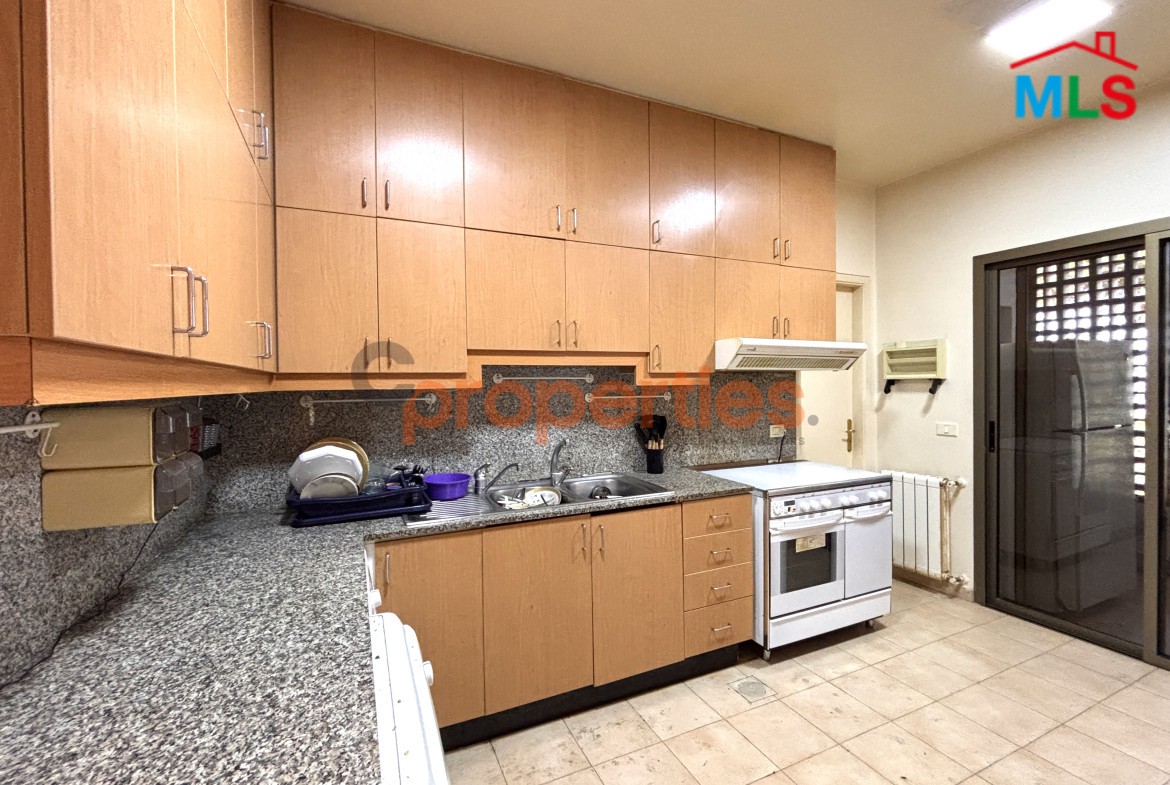 Apartment for rent in Broummana - CPSK70