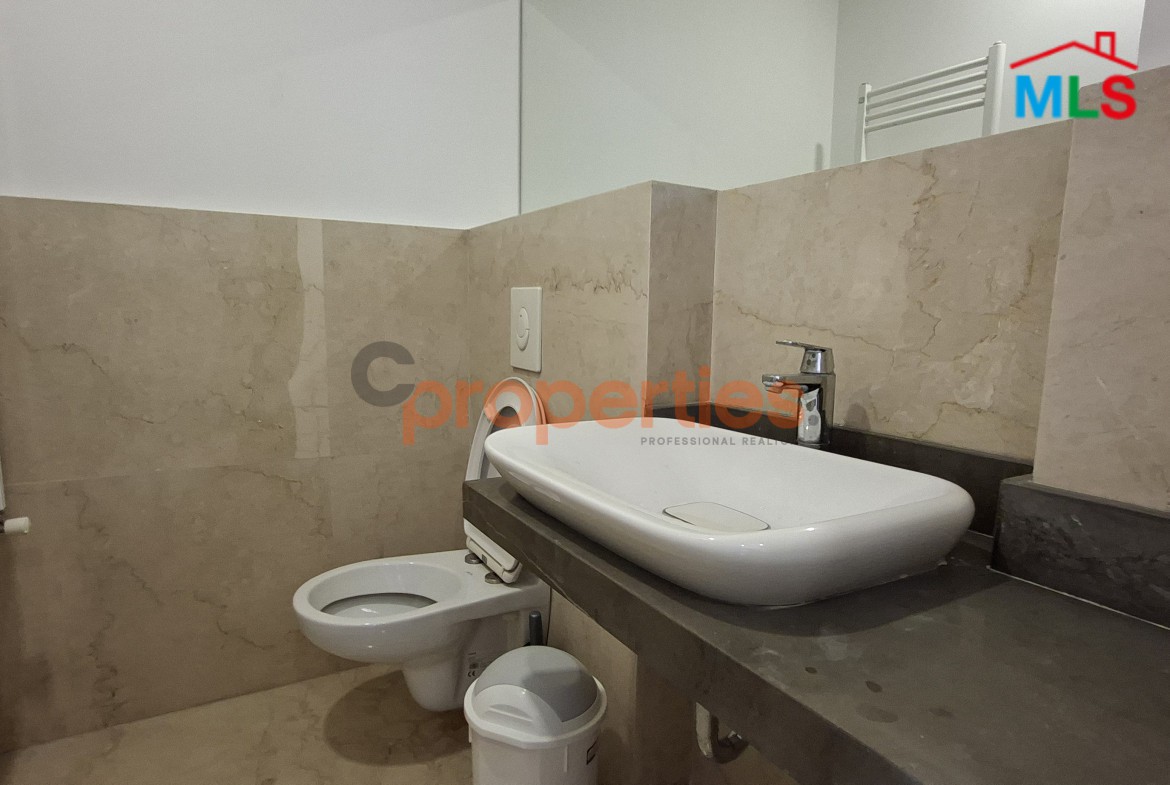 Apartment For Rent In Achrafieh - CPBWW46