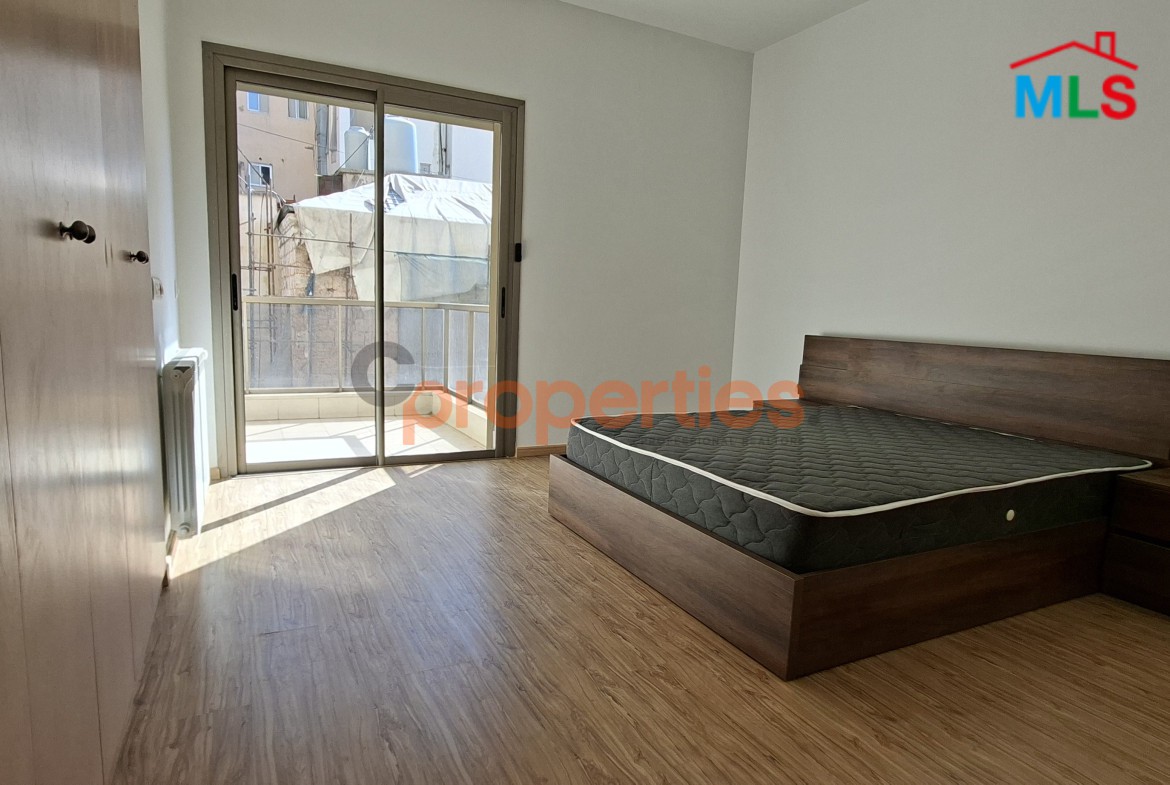 Apartment For Rent In Achrafieh - CPBWW46