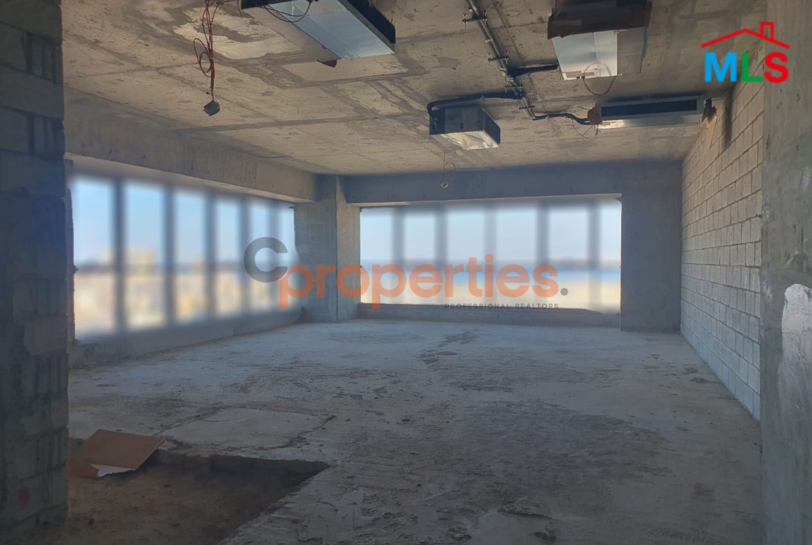 Office for rent in achrafieh - CPBRN12
