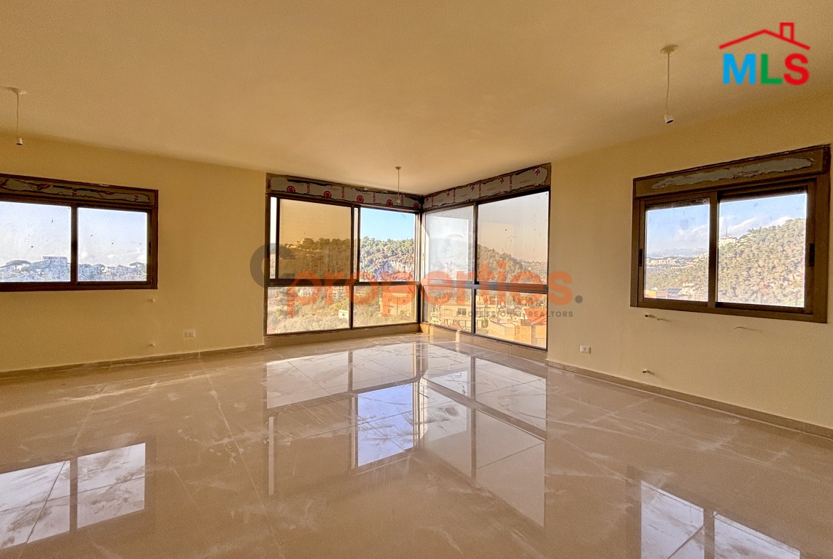 Duplex for rent in Jouret El Ballout - CPSK43
