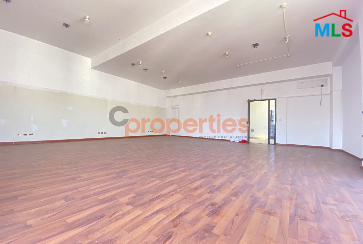 Open-space unit for rent in Jal el Dib - CPFY34