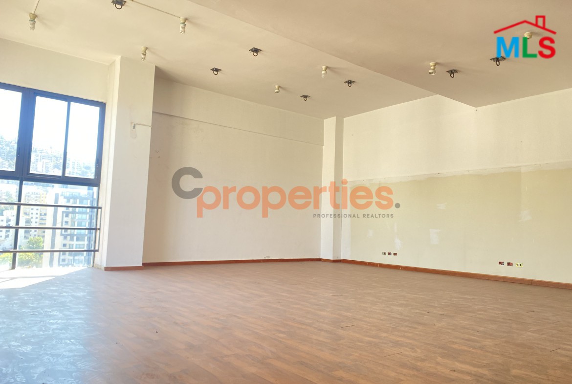 Open-space unit for rent in Jal el Dib - CPFY34
