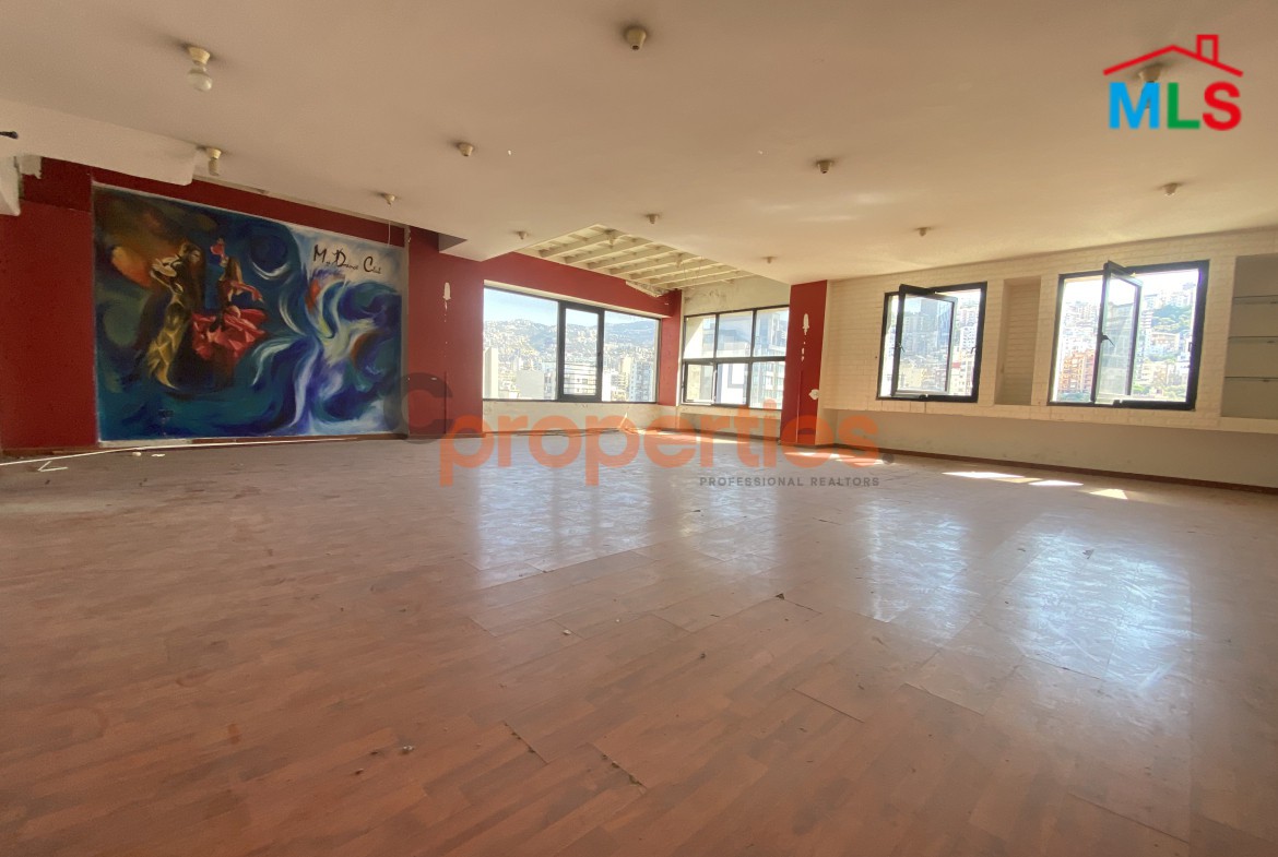 Open-space unit for rent in Jal el Dib - CPFY33