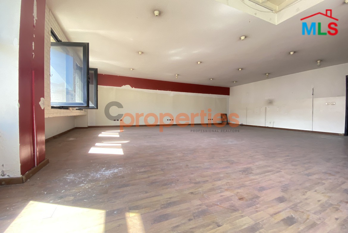 Open-space unit for rent in Jal el Dib - CPFY33