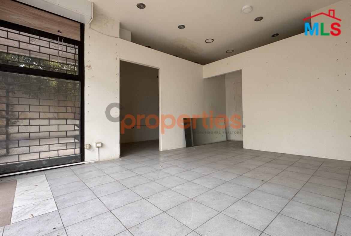 Shop For Rent In Awkar - CPTA31