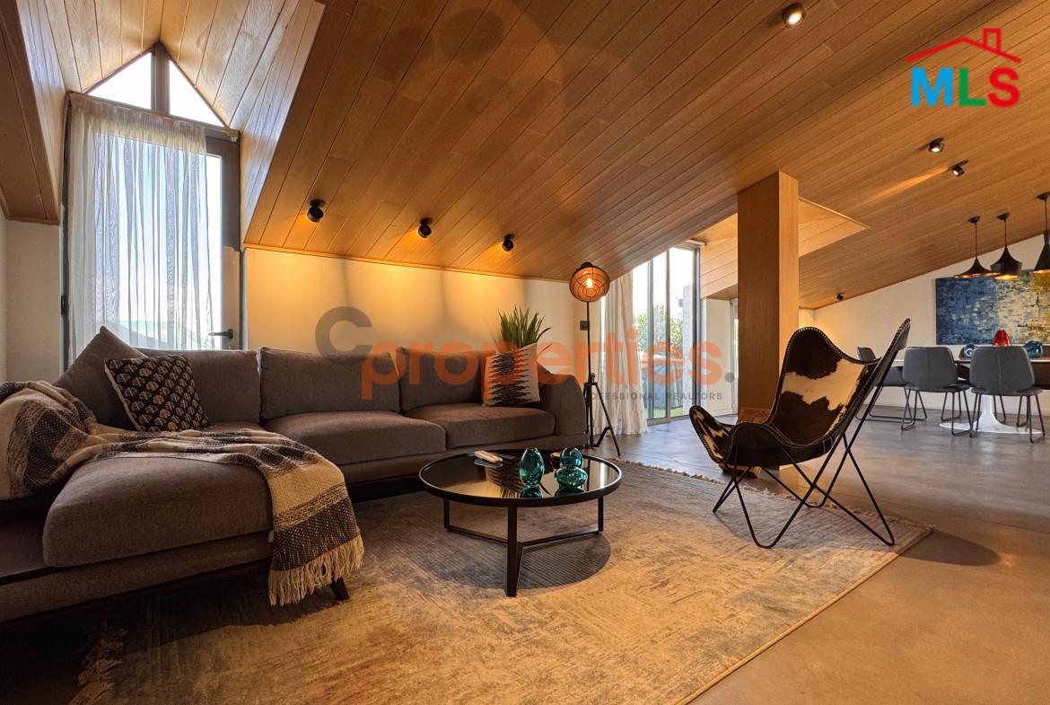 Rooftop/Chalet For Rent In Dik El Mehdi With Terrace - CPTA28
