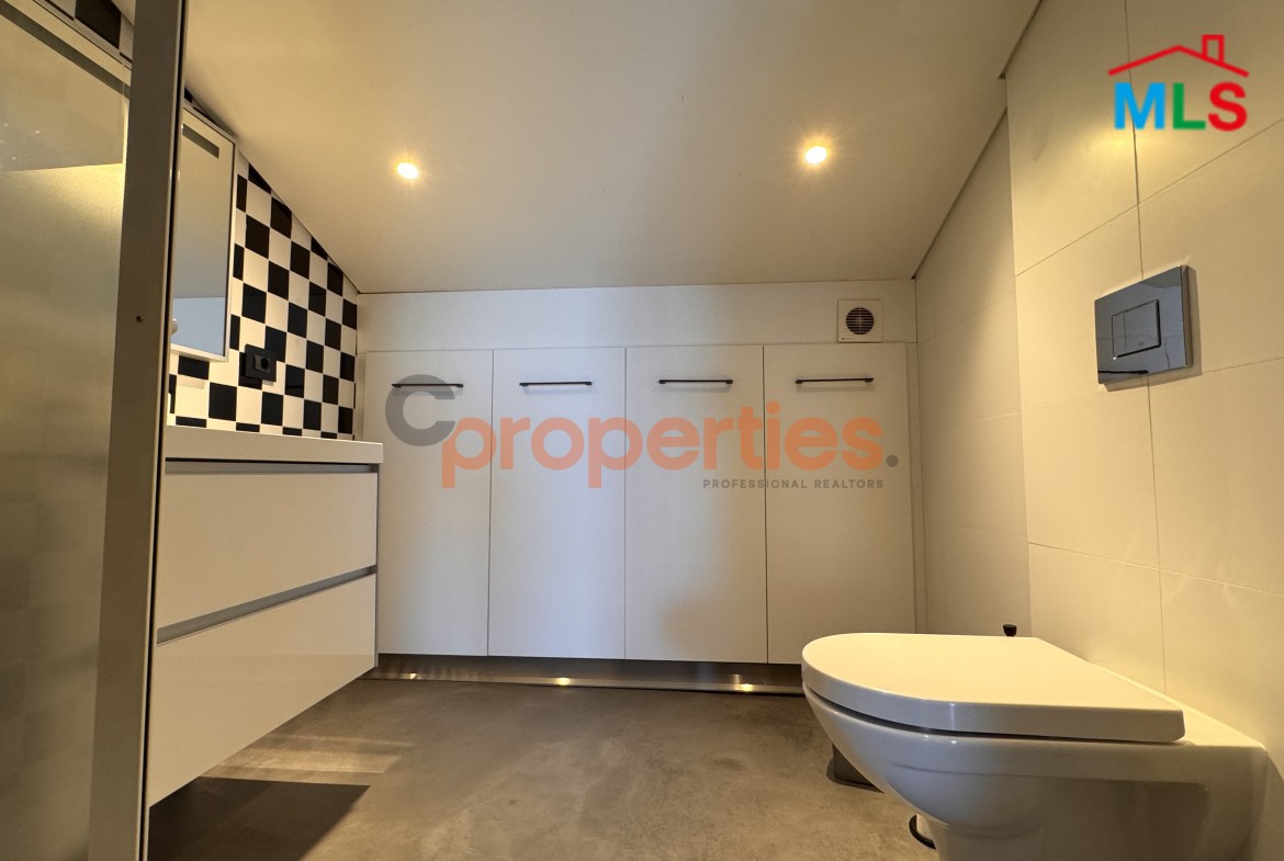 Rooftop/Chalet For Rent In Dik El Mehdi With Terrace - CPTA28